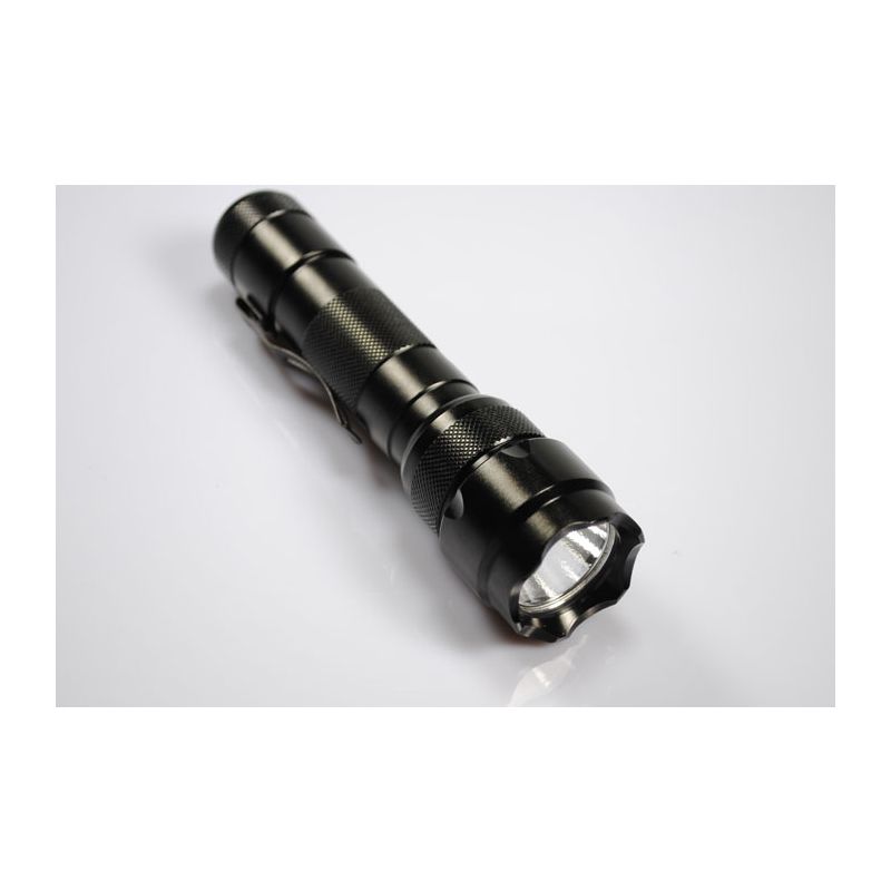 UltraFire WF-502B LED lommelygte 1300 lumens robust design camping og vandring gratis forsendelse