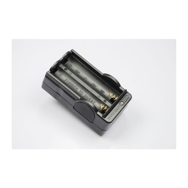 OEM Digital Batterioplader UltraFire til 2x18650 Genopladelige Batterier Kompakt Design Global Kompatibilitet