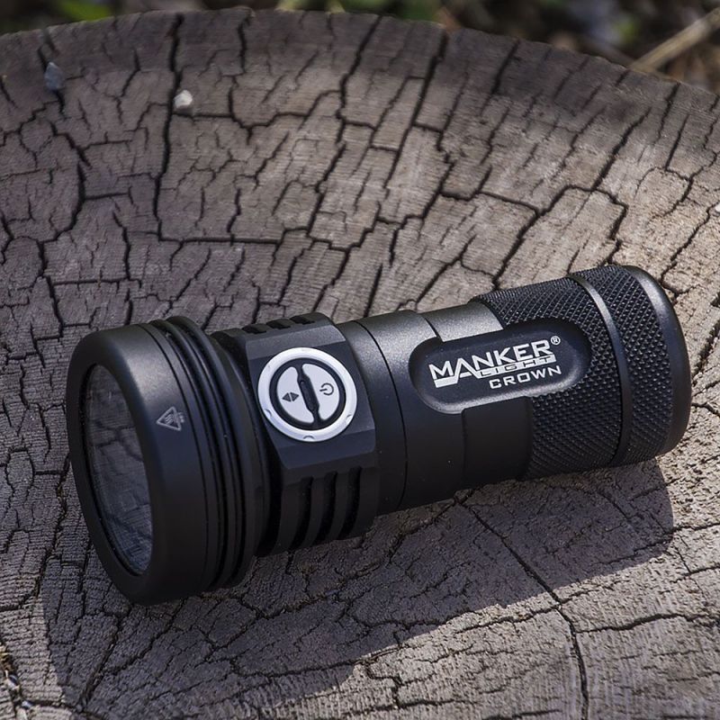 Manker CROWN digital zoom lommelygte 5000 lumen perfekt til udendørs eventyr og nødsituationer 900 meters rækkevidde