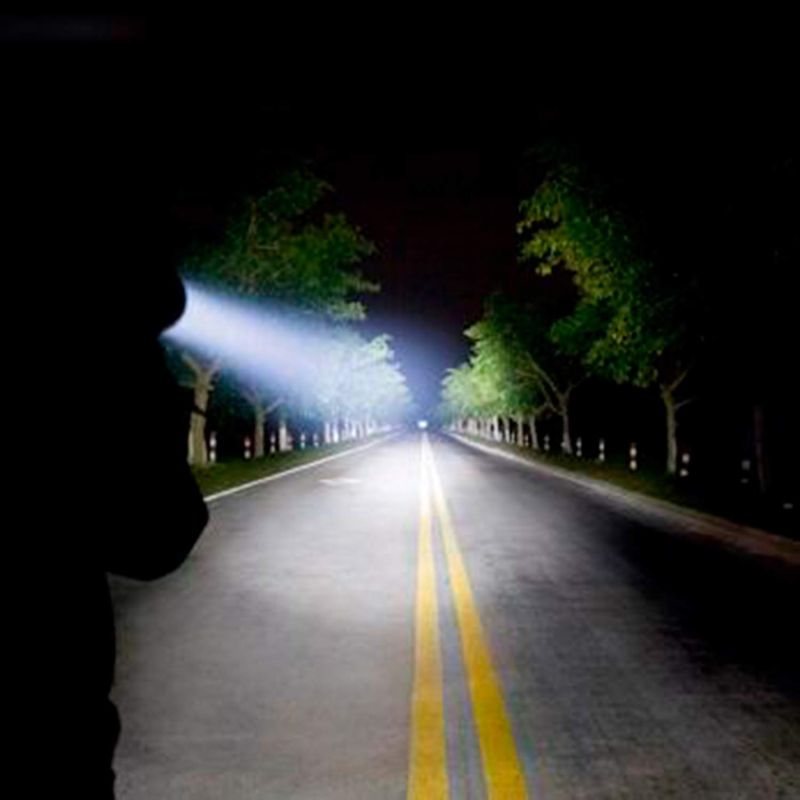 SKY RAY LED lommelygte 15000 lumen USB Type-C genopladelig robust til udendørs og hjemme brug