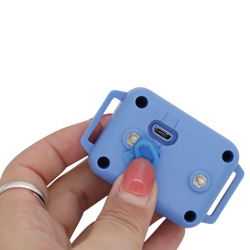 Vandtæt genopladeligt hundetræningshalsbånd med fjernbetjening og LCD-skærm til effektiv lydighedstræning