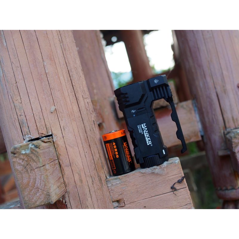 Manker Ranger MK39 II USB genopladelig bærbar lommelygte combo spotlight floodlight robust anodiseret design