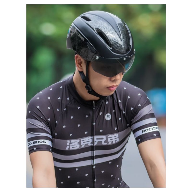 ROCKBROS cykelhjelm med genopladeligt LED lys ultralet og komfortabel hjelm til landevejscykel og mountainbike