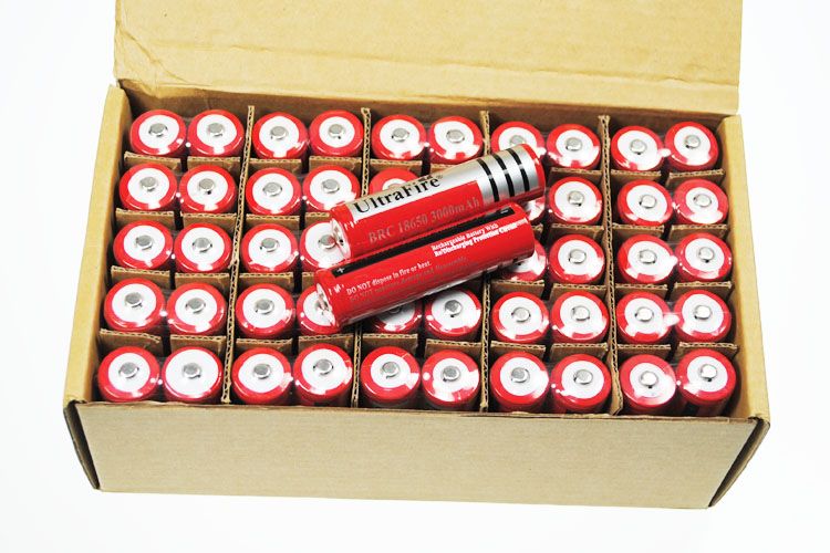 Ultrafire BRC 3000mAh 3.7V Li-Ion Høj Kapacitet Genopladeligt Batteri til Lommelygter og Bærbare Gadgets
