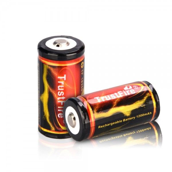 Trustfire 18350 3.7V Lithium-batteri 1200mAh Genopladelig Langtidsholdbar Strøm til Avancerede Lommelygter og Elektronik