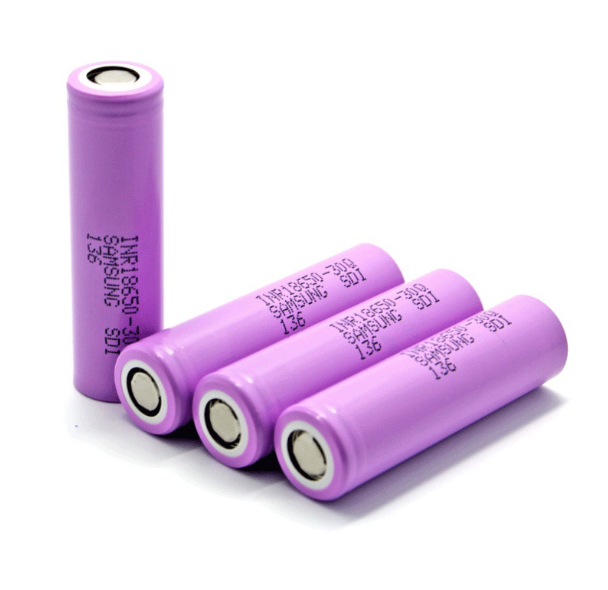30Q 3.7V 3000mAh 18650 Genopladeligt batteri (4-pak)