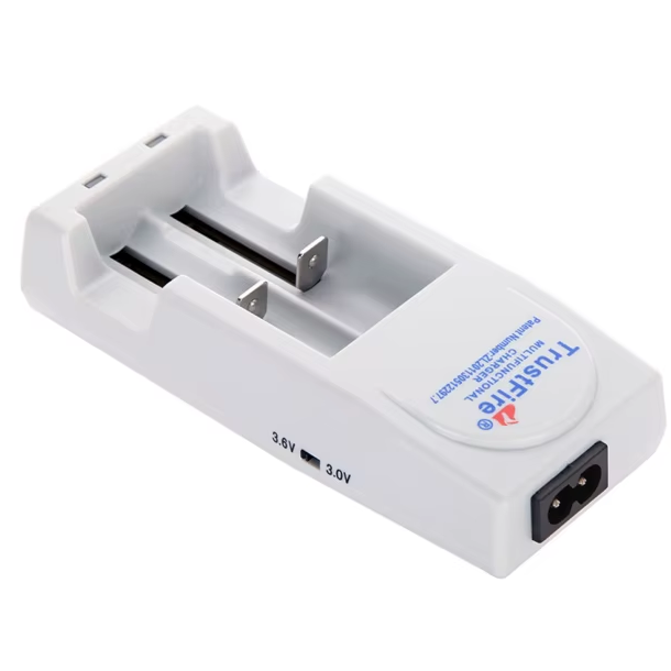 TrustFire TR-001 Li-ion batterioplader til 18650 14500 16340 med samtidig opladning og sikkerhedsfunktioner
